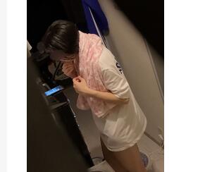 ★强烈推荐★高价买通女大学生TP闺蜜