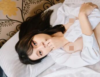 韩芳语❤️学妹回归》高颜值长腿小姐姐无毛一线天馒头x完美呈现