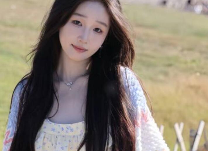 ❤️【A级别泄密】最近整理3位小美女图影泄密流出