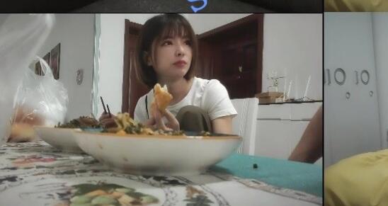 极品短发良家女神见证从欢乐到最后心死四天合集5V【8.18GB 】