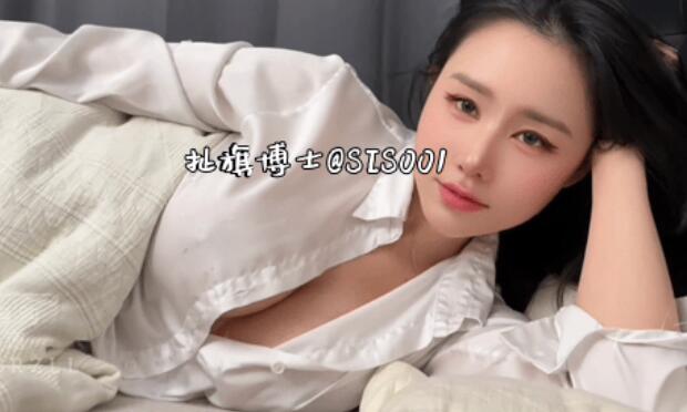 推特性爱大师95后绿帽情侣美腿女王「汐梦瑶」，《车库露出》，从车内脱衣到车后口交，从后备箱自拍到两辆AMG之间内射中出