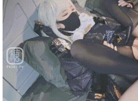 一线天白虎美鲍少女『Misa酱』，体内被撑满的感觉真的好爽