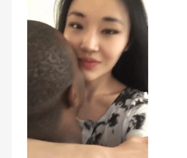 媚黑婊子系列~超长大黑吊干各种亚裔华裔国内媚黑婊子大合集 103g
