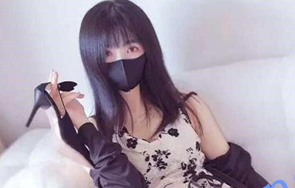 xjx337长腿俏老师长腿御姐老师帮单男解决胜利需求