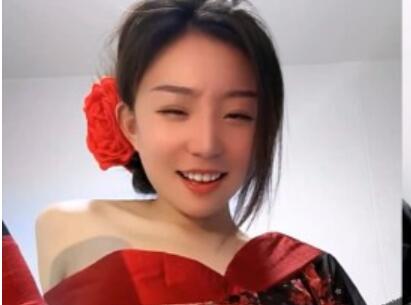 体操运动员下海 甜妹@可可奶蛋 戴着跳蛋露出尺度福利秀 第二弹[7V/16.4G]