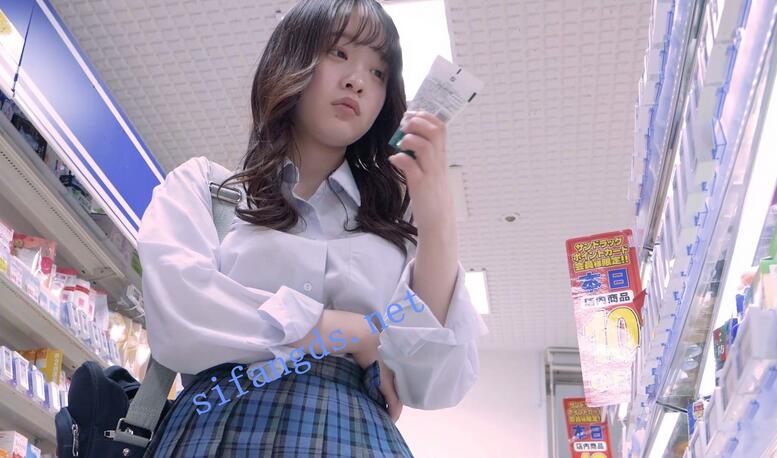 【日产精选】080极品制服jk露脸摆拍扒开丁字裤大量露毛