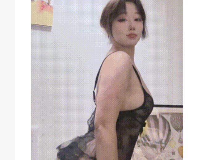 ⚫️10月新品，艺术生高颜值美少女【屁屁桃】露脸门槛福利，情趣丝袜抖音风裸舞，幻龙自慰高潮(18V)