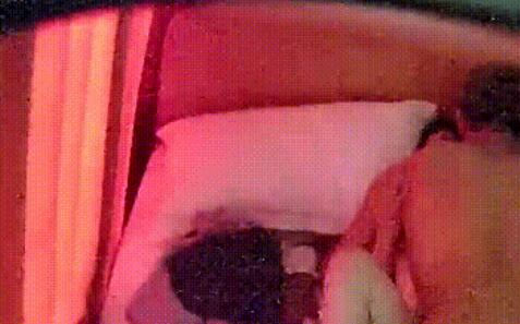 酒店拍无水印版 8-2 好漂亮的酥胸美女 在酒店被男朋友缠着打炮 只想传统式 无奈还是被后入