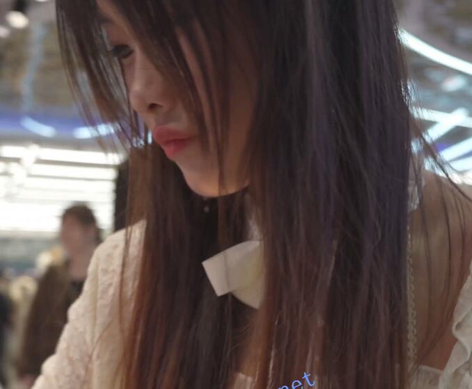 (BC-AA-573)蕾丝公主裙小姐姐弯腰..无痕内贴镜头上楼梯CD