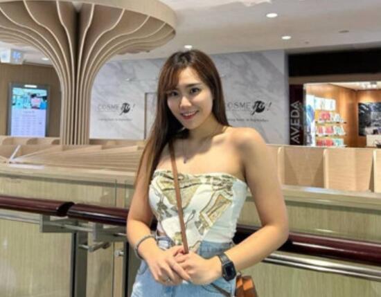 高颜值小护士颜嘉柔与男友性爱视频流出❤️口交深喉女上骑乘无套后入