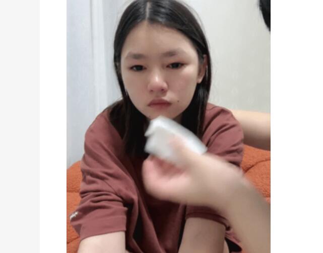 非常容易被草哭的清秀妹妹 乖小猫呀 和男友下海做爱全集